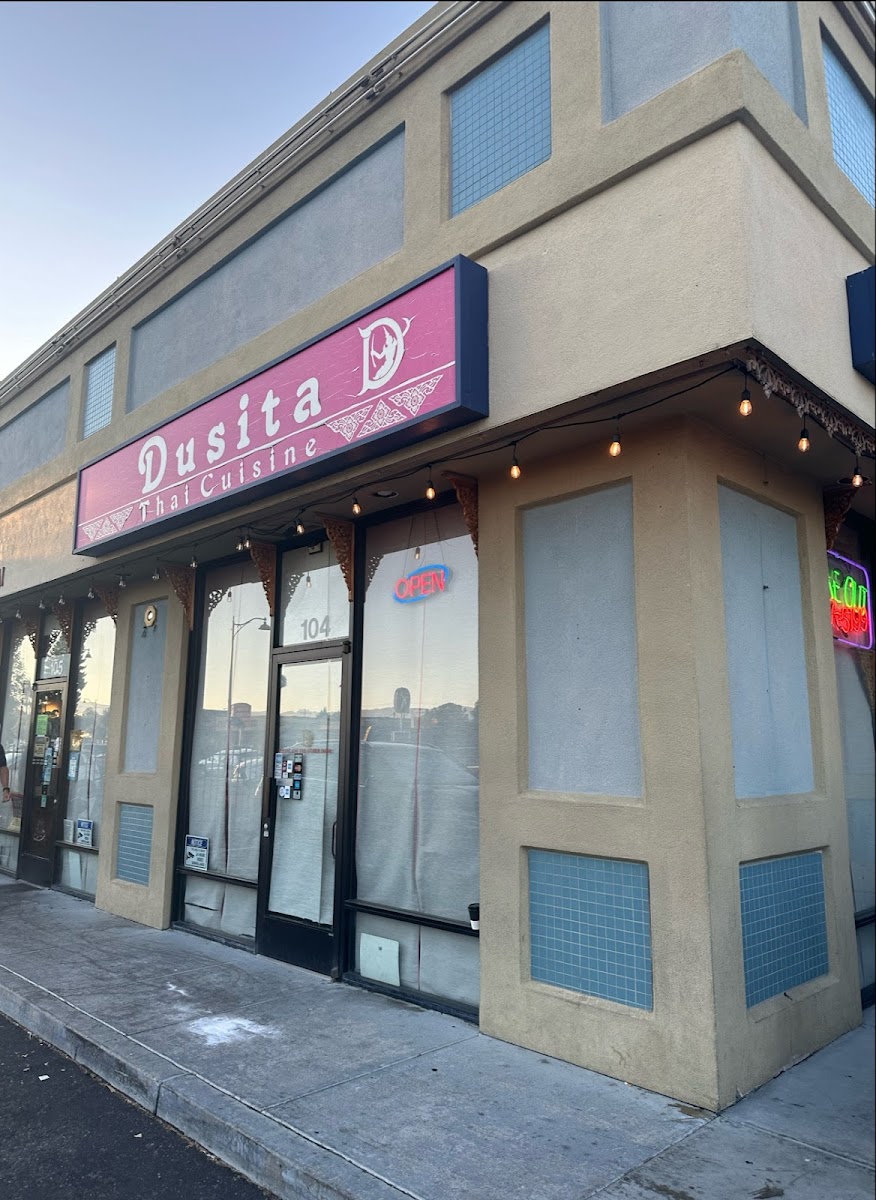 Dusita Thai Cuisine